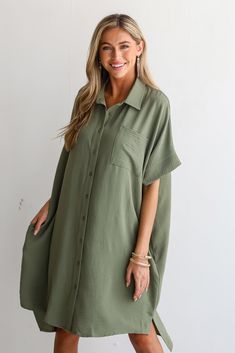 Composed Persona Green Button Front Midi Dress Workwear Dresses, Modern Workplace, Casual Kimono, Office Dresses For Women, Office Chic, Rust Dress, Chic Office, Puff Sleeve Dresses, Midi Short Sleeve Dress