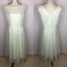 Nwot Betsey Johnson Fit & Flare Midi Dress Sz 14 Womans Ivory Sleeveless Wedding A2 *Measurements Is Done With The Item Laying Down Flat Bust: 19" Waist: 16" Length: 48.5" *Condition: New Without Tags "Tags Removed - New Condition With No Defects." - Will Be Packaged With Care And Shipped With 2 Days - Ships From A Smoke Free Home Summer Sleeveless Lace Bridesmaid Dress, Sleeveless Lace Dress For Summer Bridesmaid, Sleeveless Lace Bridesmaid Dress For Summer, White Sleeveless Lace Dress For Garden Party, Spring Wedding Sleeveless Dress With Fitted Bodice, Off White Lace Wedding Dress For Spring, White Sleeveless Dress For Spring Wedding, Summer Wedding Sleeveless Dress With Fitted Bodice, Sleeveless Wedding Dress With Fitted Bodice For Summer