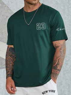 Vert Casual Collar Manches courtes Étoffe Lettres  Embellished Extensibilité légère Men's Tshirt Design, Shirt Print Design, Tee Shirt Designs, Men's Graphic T Shirt, Mens Plus Size, Fashion Mode