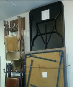 there are many different types of chairs on display