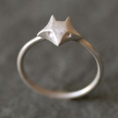 Small fox ring in sterling silver. The fox is approx. 3/8" wide. Also offered with diamond eyes as well as in 14k gold in separate listings. Please specify ring size at the time of order. Michelle Chang, Fox Ring, Fox Face, Diamond Eyes, Snake Ring, Open Mouth, Silver Fox, Animal Jewelry, Ring Collections