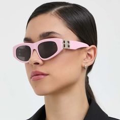 Balenciaga Bb0095s 013 Brand New Suglasses Light Pink Silver Grey Cat Eye Unisex Brand New And 100% Authentic! Made In Italy. Same/Next Day Shipping! Brand: Balenciaga Model: Bb0095s / Bb 0095s Color Code: 013 Gender: Unisex Frame Colour: Light Pink With Silver Logo Frame Shape: Cat Eye Frame Style: Full Rim Frame Material: Acetate Lens Color: Grey Lens Material: Plastic Uv Protection: Category 3 Size: 53x19x135 100% Uv Protection Full Retail Balenciaga Set Includes: 1. Glasses 2. Case 3. Cleani Chic Pink Cat Eye Sunglasses With Tinted Lenses, Chic Pink Cat Eye Sunglasses With Uva Protection, Elegant Pink Cat Eye Sunglasses For Spring, Elegant Pink Cat Eye Sunglasses With Uv Protection, Modern Pink Sunglasses For Party, Elegant Pink Cat Eye Sunglasses With Mirrored Lenses, Modern Pink Party Sunglasses, Pink Cat Eye Sunglasses With Uva Protection For Party, Designer Pink Tinted Sunglasses