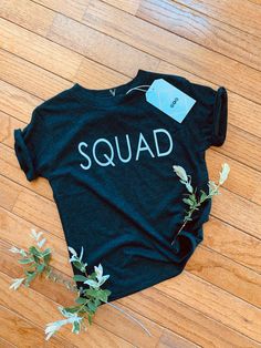 Squad Toddler Tee. Mommy and Me. Squad Goals. Girl Mom. Girl Dad. Matching Baby and Mommy Shirts. Besties. Gift Set. Custom. Girl Squad by TaylorAveDesigns on Etsy Cute Unisex Slogan Tops, Cute Relaxed Fit Tops With Name Print, Toddler Cape, Capes For Kids, Mommy Shirts, Matching Baby, Girl Dad, Aprons For Men, Squad Goals