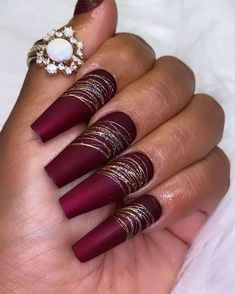 Fancy Burgundy Nails, Trendy Fall Nails Maroon, Burgundy With Gold Nails Acrylic, Fall Nail Designs Wine Color, Burgundy Gold Nails Acrylic, Burgundy Nails Acrylic Coffin Long, Classy Fall Nails Coffin, Elegant Maroon Nails, Acrylic Nail Designs Maroon