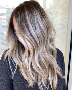 Dark Blonde Partial Balayage, Blondish Brown Hair Balayage, Spring Bronde Balayage, Rootshadow Blonde, Hair Colors To Try, Spring Hair Color, Growing Out Short Hair Styles, Long Hair Color, Ombré Hair