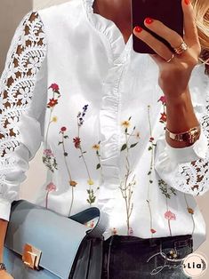 Floral-print Tops Spring Patterned Tops With Plant Print, Spring Fashion Print Patterned Top, Patterned Fashion Print Tops For Spring, Spring White Print Tops, White Print Tops For Spring, Casual Tops With Pattern Prints, White Tops With All Over Print, Spring White Printed Top, Eid Outfit