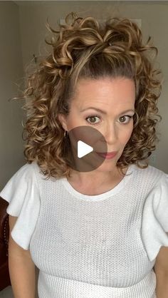 Check more at https://howcandothis.com/hairstyleideas/35581/ Me And My Curls, Mid Length Curly Hair Styles Half Up, Shoulder Length Curly Hair Half Up, Cute Ways To Style Curly Hair, Curly Hair Barrette Styles, Easy Hairdos For Curly Hair, Long Curly Updo Hairstyles, Short Curly Hair Updo Easy, Easy Updos For Curly Hair