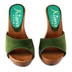 Wood-effect Clogs with green suede upper. Heel 11 cm. Elegant und comfortable, completely handmade in Italy. Craftsman-made Green High Heels, Things I Need To Buy, Suede Clogs, High Heel Mules, Shoe Inspo, Girly Shoes, Gorgeous Shoes, Green Suede, Dream Shoes