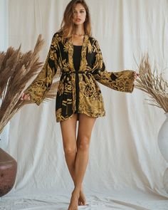 A7304451 Maxi Kaftan, Short Kimono, Kimono Cardigan, Woven Blanket, Look Casual, Jaipur, Free Size, Timeless Fashion, Sunflower