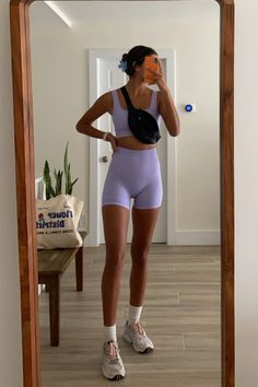 Summer Morning Walk Outfit, Walking Outfit Aesthetic, Gym Outfit Cute, Gym Summer Outfits, Summer Gym Fits, Athleisure Outfits Colorful, Running Outfits Summer, Walking Outfits For Women, Sport Summer Outfits