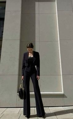 Pantsuit Women Aesthetic, Formal Girl Outfits, Ceo Style Outfits, Black Suits For Women Classy, Women Black Suit Outfit Classy, Mafia Aesthetics Women Clothes, Ootd Wedding Party, Suits For Women Aesthetic, Black Outfit Aesthetic Classy