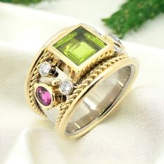 NATURAL PERIDOT GEM RING WEDDING BAND GIFT AND MEMENTOS Item Description:- MATERIAL-Silver METAL PURITY- 925 Sterling Silver GEMSTONE- Peridot Gemstone GEMSTONE COLOR- Green GEMSTONE SHAPE- Square GENDER- Female, Male BIRTHSTONE- August JEWELRY TYPE- Ring HEALING PROPERTIES OF GEMSTONE- Healing with Peridot It Alleviates jealousy, resentment, spite, bitterness, irritation, hatred, and greed. Reduces stress, anger, and guilt. Peridot opens our hearts to joy and new relationships. It enhances confidence and assertion, motivating growth and change.  Peridot is believed to bring good health, restful sleep and peace to relationships by balancing emotions and mind. This friendly bright green stone also has the uncanny ability to inspire eloquence and creativity; it also brings delight and good c August Jewelry, Engraving Ring, Ring Engraving, August Birthstone Ring, Groom Ring, August Birthstone, Female Male, Gem Ring, Men Ring