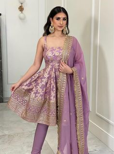 Engagement Outfit Ideas For Guest, 3 Piece Dress For Women Indian, Short One Piece Dress, Wedding Trousseau, Outfits Indian, Anarkali Dress Pattern, Sari Dress