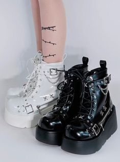 ❤Pan Crowned Toe Platform Star Chain Design Boots❤︎
Please allow 2-3 weeks for product to be shipped. Bread Cloud, Star Chain, College Bags, Heart Bag, Gift Of Time, Chain Design, Girls Boots, Pink Ribbon, Cute Shoes