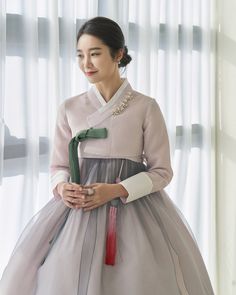 Korean Women's Hanbok - Wedding, Event, Birthday Order Hanbok -PEEANA Modern Hanbok Dress Korean Wedding, Luxury Traditional Hanbok For Wedding, Pretty Hanbok Korean Dress, Traditional Fitted Wedding Hanbok, Hanbok Wedding, Korean Empress Hanbok, Korean Fits, Hanbok Traditional, Korea Dress