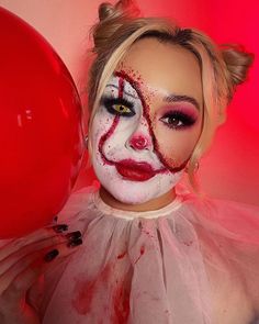 Cosmetology Halloween Contest, Spooky Halloween Makeup Looks, Crazy Clown Makeup Halloween, Halloween Makeup Looks 2024, 30 Days Of Halloween Makeup, Half And Half Makeup, Halloween Face Makeup For Women, Halloween Makeup 2024, Halloween Makeup Disney