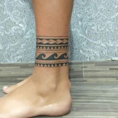 Seminyak Ink Bali TattooStudio | Beautiful maori wave tattoo. #maoritattoo #wavetattoo #bandstattoo #tattoo #tattoos #tattooed #tattoosinbali #seminyakink #seminyakinkbali… | Instagram Band Ankle Tattoo, Band Tattoo Ankle, Polynesian Wave Tattoo, Samoan Tattoo Men, Wave Band Tattoo, Micronesian Tattoos, Melanesian Tattoo, Bali Tattoo Ideas, Cultural Tattoos