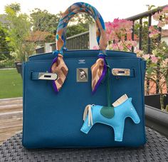 Sac Louis Vuitton, Learn To Live, Best Designer Bags, Bag Chanel, Live In Style, Replica Designer Handbags, Handbags And Purses, Handbags Affordable