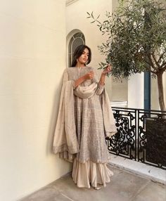 Simple Nikkah Outfit, Modern Desi Aesthetic, Plain Gharara, Eid Inspo Outfits, Desi Clothes Aesthetic, Anarkali With Sharara, Ethnic Indian Wear, Cultural Clothes, Traditional Wedding Outfits