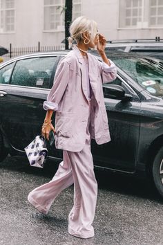 Spring Summer 2019 Street Style from New York Fashion Week by Collage Vintage Street Style Fall Outfits, Street Style 2017, Collage Vintage, Casual Styles, Looks Street Style, Trendy Outfit