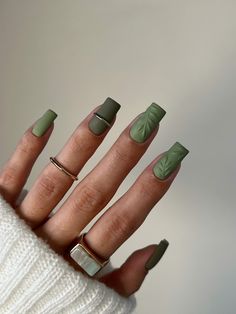 Knit Nails, Cable Sweater Pattern, Nails Painted, Emerald Nails, Nail Salon Design, Nail Techniques, Subtle Nails, Nails Now, Glamour Nails