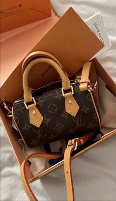 Louis Vuitton Bag Aesthetic, Louis Vuitton Aesthetic, Louis Vuitton Nano Speedy, Louis Vuitton Taschen, Vintage Louis Vuitton Handbags, Nano Speedy, Designer Purses And Handbags, Bag Inspiration