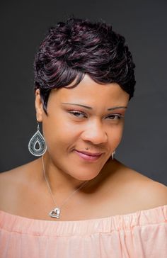 Short Weave Styles, Pixie Wigs, Short Pixie Wigs, Short Spiked Hair, Buzz Cuts, Chic Short Hair