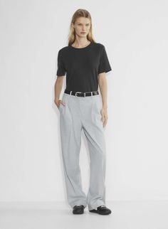 THE EFFORTLESS PANT™ Wilfred Effortless Pants, Effortless Pants Aritzia, Wilfred Effortless Pant, Melina Pant Aritzia, Aritzia Melina Pant, Knife Pleats, Corporate Chic, Navy And Brown, High Rise Pants