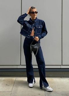 Denim Set, Streetwear Chic, Ideas De Outfits, Mob Wife, Ootd Inspo, Denim Trends, Street Look, Aesthetic Style, Basic Outfits