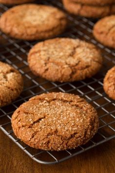 several cookies cooling on a wire rack