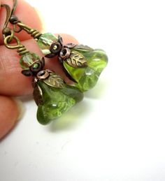 Vintage Green Czech Glass Earrings, Vintage Green Nickel-free Flower Earrings, Green Czech Glass Flower Earrings, Handmade Vintage Green Flower Earrings, Vintage Handmade Green Flower Earrings, Green Bohemian Earrings With Bead Caps, Green Flower Earrings, Jewellery Diy, Galaxy Earrings