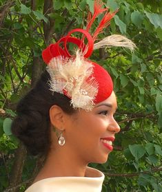 Red Fascinator with Peacock Feathers- Ivory trim on hat- Wedding Fascinator- Kentucky Derby-Royal As Luxury Red Fascinator, Red Feathered Mini Hat For Evening, Red Feathered Fascinator For Kentucky Derby, Adjustable Red Feathered Fascinator, Red Adjustable Fascinator With Feathers, Red Evening Mini Hat With Feathers, Adjustable Red Fascinator With Feathers, Red Feathered Fascinator, Red Feathered Wedding Fascinator