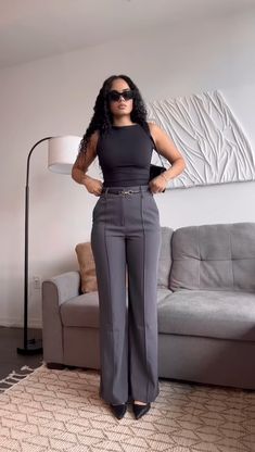 Cute Professional Outfits, Corporate Baddie, Chique Outfit, Business Professional Outfits, Business Attire Women, Corporate Attire, Professional Outfits Women, Business Outfits Women, Stylish Work Attire