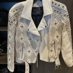 Beautiful Nour Hammour Studded Leather Jacket. Lined, Biker Style, 3/4 Sleeve Size 38 Worn Twice Excellent Condition. Luxury White Leather Outerwear, Luxury White Leather Jacket With Long Sleeves, Nour Hammour, Studded Leather Jacket, White Studs, Altered Couture, Chic Leather, Biker Style, Studded Leather