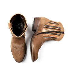 Built to represent the untamed spirit of deserts across the Americas, these tan suede boots feature authentic Peruvian textiles and embody a rugged yet elevated look. Comfortable, durable, and ready to accompany you on the uncharted journeys ahead. Classic western mid-height (7") boot silhouette Hand stitching and embroidery Soft textile lining Padded insole for extra comfort 1.5" heel Authentic Peruvian textile Premium suede Tan Suede Boots, Boot Silhouette, Peruvian Textiles, Western Boot, The Untamed, Soft Textiles, Uncharted, Us Man, Tan Suede