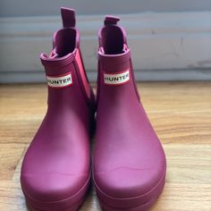 Questions? Leave A Comment Below! Brand New. No Box. Tag Is Detached. Tall Hunter Boots, Rain Boots Women, Short Rain Boots, Chelsea Rain Boots, Hunter Rain Boots, Muck Boots, Hunter Shoes, Red Boots, Low Boots