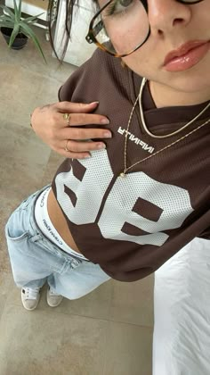 Black Graphic Shirt Outfit, Ig Fit Pics, 90s Cheetah Print Outfit, Jersey Tee Outfit, Asap Rocky Aesthetic Outfits, Maximalistic Outfit, Kailee Soto, Cute Carnival Outfits, Streetstyle Aesthetic Outfits