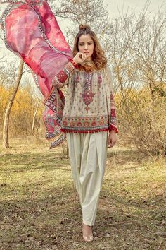 Love this Orang India, Pakistani Fashion Casual, Summer Lawn, Pakistan Fashion, Maria B, Pakistani Dress