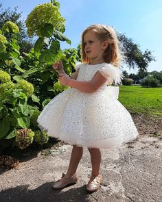 NumberSea-Glitter Short Ball Gown Sequins Feather Flower Girl Dress with Bow Baby Sparkly Dress, Sequin Flower Girl Dress, Luxurious Dress, Girls Birthday Party Dress, Girls Ball Gown, Cake Dress, Girls White Dress, White Flower Girl Dresses, Tulle Flower Girl