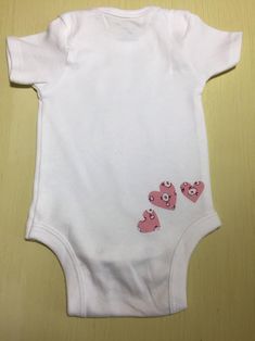 PATTERN for Baby Appliqued Onesie / Numerous Templates / Iron | Etsy Pink Cotton Onesie With Custom Print, Cute White Printed Onesie, Customizable White Onesie For Playtime, Handmade White Cotton Patterns, Printed White Onesie For Playtime, Applique Onesie, Baby Applique, Kindergarten Readiness, Baby Sewing Projects