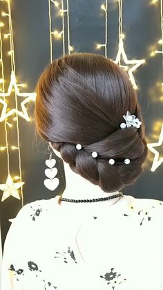 Hair Updos Tutorials, Rave Hair, Bridal Hair Inspiration, Romantic Surprise, Hair Bun Tutorial, Hair Upstyles, Princess Wallpaper, Long Hair Video, Peinados Fáciles Para Cabello Corto