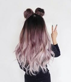 ACTUALIZACIONES LENTAS. Preferencias de tus personajes favoritos de… #detodo # De Todo # amreading # books # wattpad Dark Ombre Hair, Trendy We Fryzurach, Blond Ombre, Cute Hair Colors, Ombre Hair Blonde, Hair Color Pastel, Super Hair, Trendy Hair Color