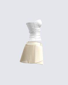 Sometimes less is more 😚 This two-piece set features two versatile basics: A white jersey tube top, paired with a cream crepe pleat skirt - perfect for dressing up with accessories 🤍 White Pleated Skirt For Summer Party, Chic White Tube Top For Day Out, Chic White Tube Top For Night Out, Chic Pleated Cream Mini Skirt, Fitted Cream Tube Top For Summer, Fitted Beige Pleated Skirt For Party, Chic White Pleated Skirt For Day Out, Casual White Tube Top For Night Out, White Pleated Mini Skirt For Night Out