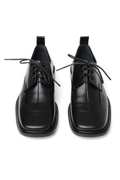 Square Toe Oxford shoes - Materiel Oxford Shoes Outfit Men, Oxford Shoes Outfit, Square Toe Shoes, Designer Flats, Rugged Style, Leather Oxford Shoes, Brogue Shoes, Inspo Board