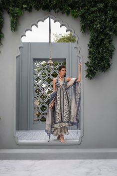 Sania Maskatiya, Printed Organza, Printed Jacket, Indian Dresses Traditional, Embellished Jacket, Designer Party Wear Dresses, Organza Dupatta, Designer Dresses Indian, Indian Fashion Dresses