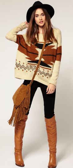 Boho tribal sweater...love this fall style!! Boho Fall Outfits, Look Hippie Chic, Style Hippie Chic, Hippie Mode, Moda Hippie, Boho Mode, Fest Outfits, Mode Hippie, Bohemian Style Clothing