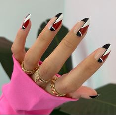 Black White And Red Nails, Asymmetrical Nails, White And Red Nails, Iconic Nails, Ongles Beiges, Nails With Red, Red And White Nails, Uk Nails, Abstract Nails