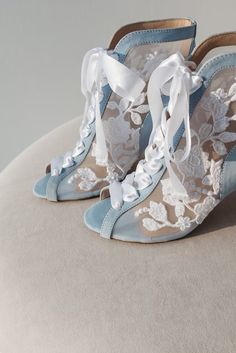 Lace Blue Wedding Shoes With Pointy Heels Flower Embroidered - Etsy Ukraine Blue Lace Wedding Shoes, Ice Queen Shoes, Lace High Heel Wedding Shoes, High Heel Wedding Shoes With Laces, Embroidered High Heel Wedding Shoes, Fitted Lace-up Lace Wedding Shoes, Spring Wedding Embroidered Heels, Spring Wedding Lace Shoes, Lace High Heel Wedding Shoes With Laces