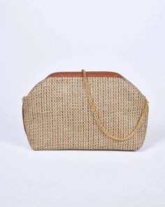 Elegant Line Patterned Shoulder Bag with Chain Strap shoulder bag LUNARITY GARAGE Natural Weaving, Banana Fiber, Festival Chic, Bag With Chain, Perfect Handbag, Straw Bags, Unique Bags, Chic Accessories, Line Patterns