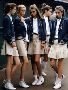 preppy style 80s Preppy Fashion Women 1980s, Vintage Collegiate Aesthetic, Old Money Uniform, Uniform Outfits Aesthetic, Classy Preppy Outfits, Vintage Preppy Aesthetic